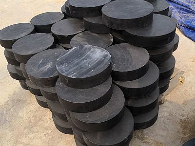 乐亭县板式橡胶支座由若干层橡胶片与薄钢板经加压硫化